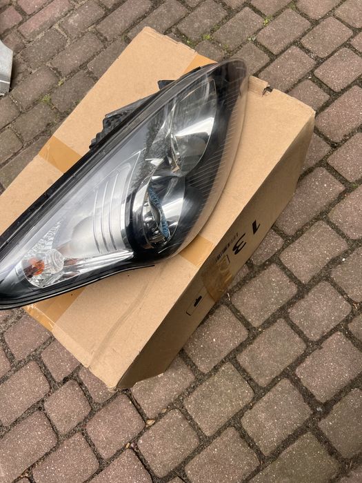 Hyundai i30 reflektor lampa