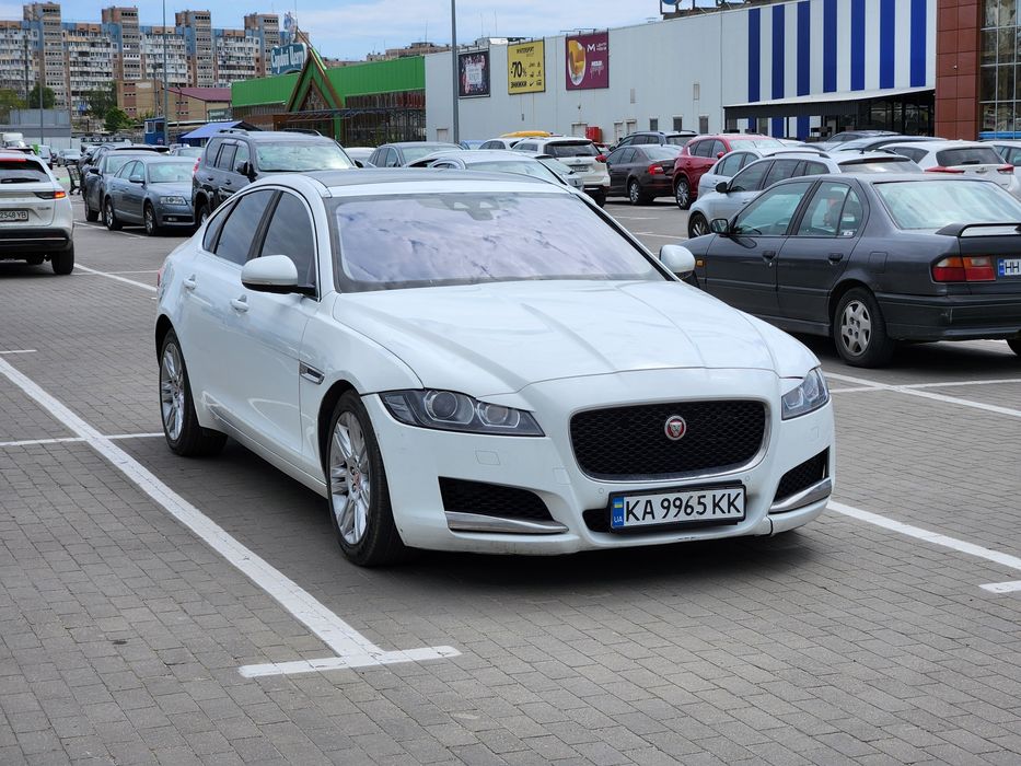 Jaguar XF X260 3.0 компресор