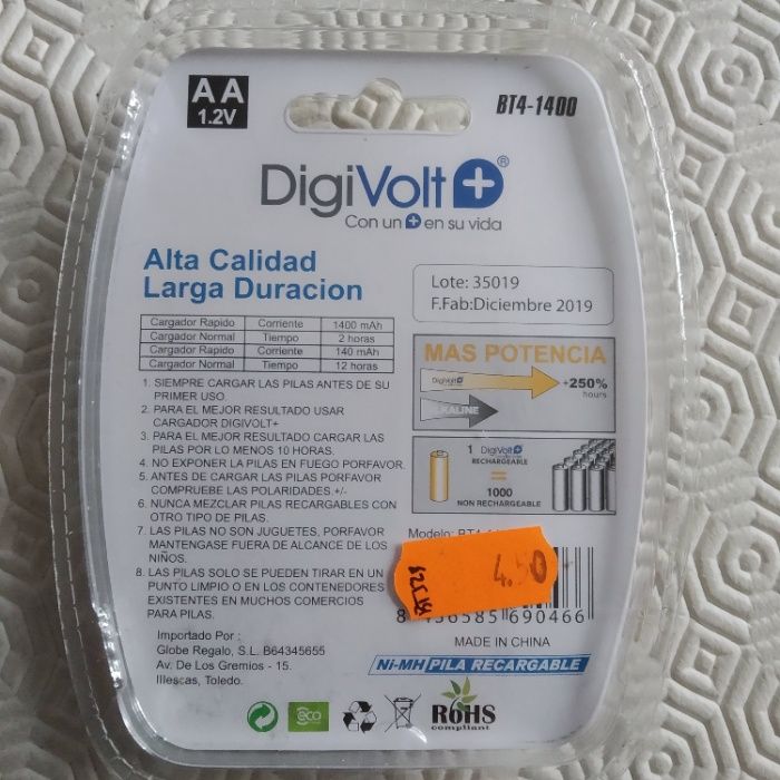 Pilhas recarregáveis Digivolt AA 1400mAh novas em caixa