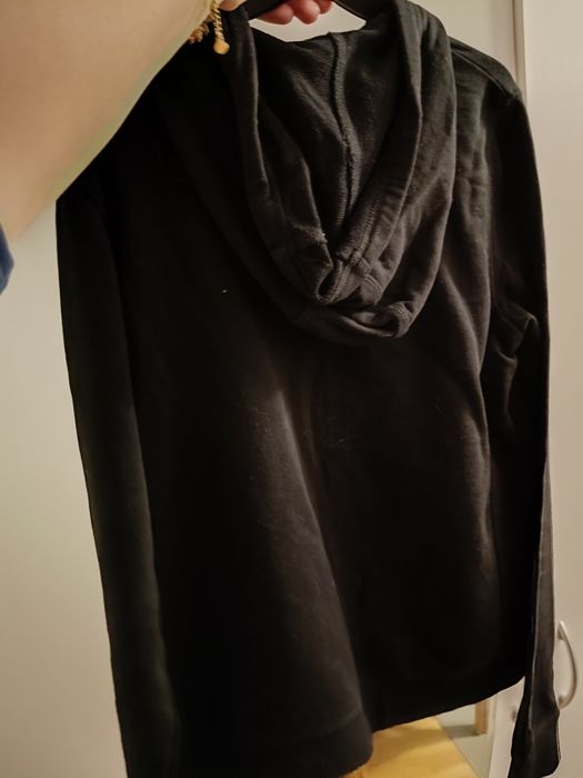 Czarna bluza z kapturem S