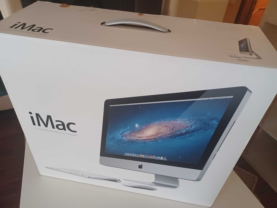 iMac 21.5 2011 p/ Peças/Reparação + Extras