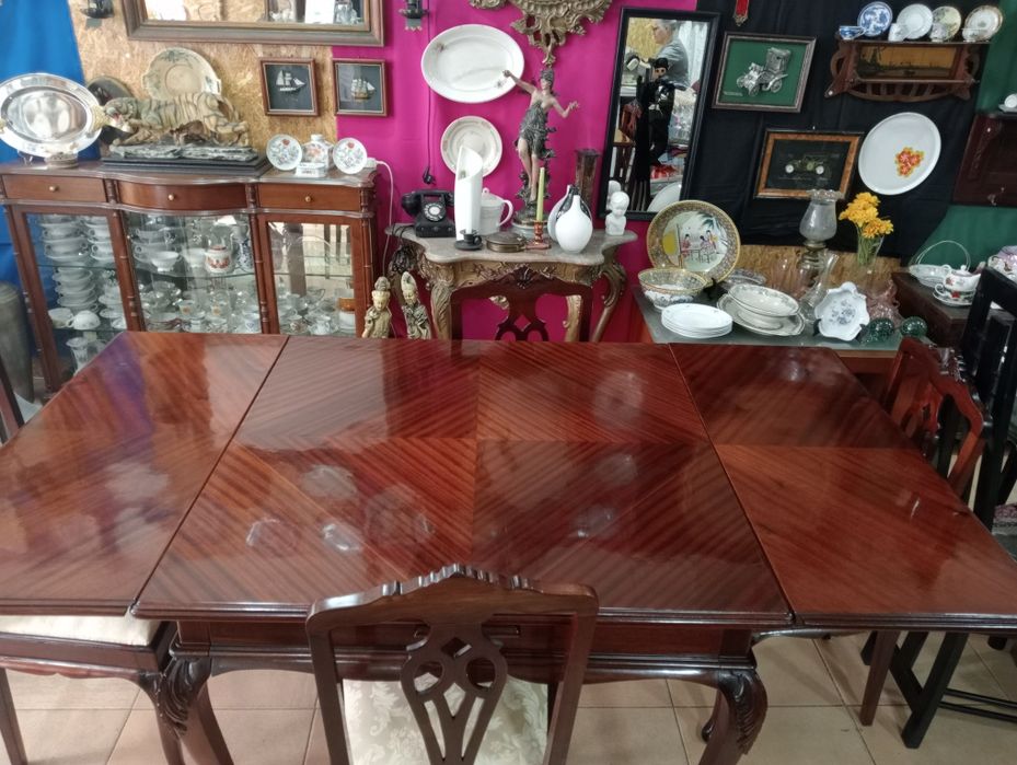 Mesa e cadeiras quen anne