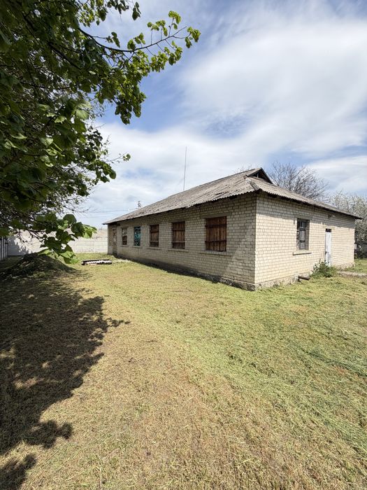 Продам бувший дитячий садок. Можна для будинку, бізнесу. 240кв м