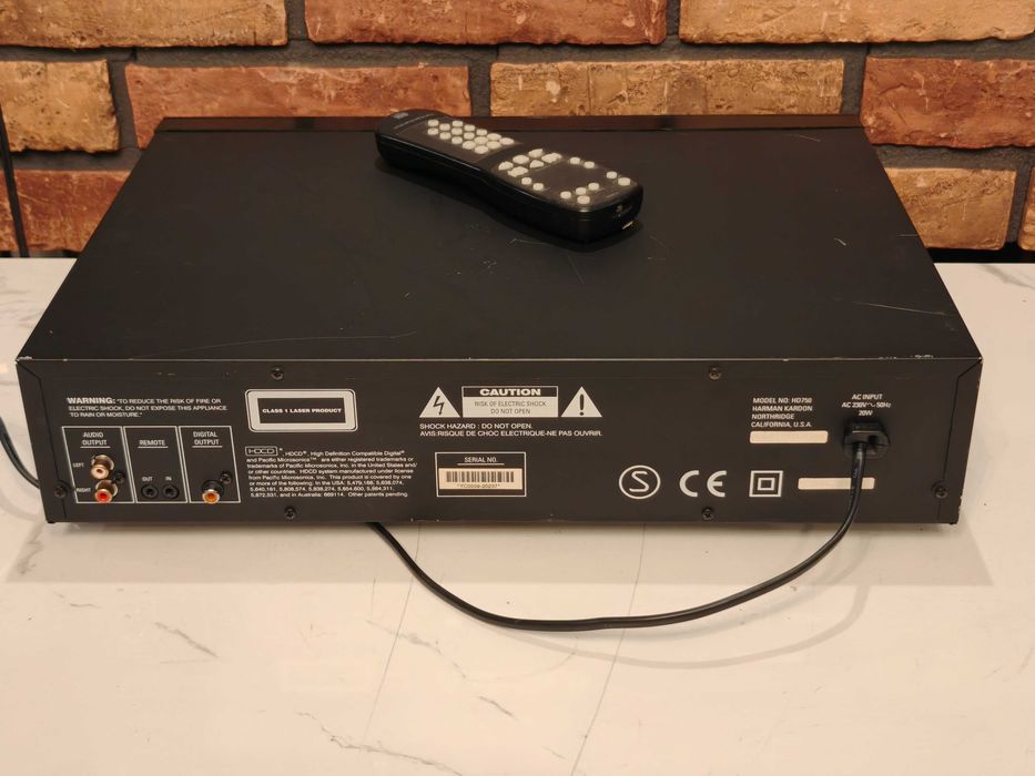 HARMAN KARDON HD 750 ! Porządny odtwarzacz CD ! Pilot