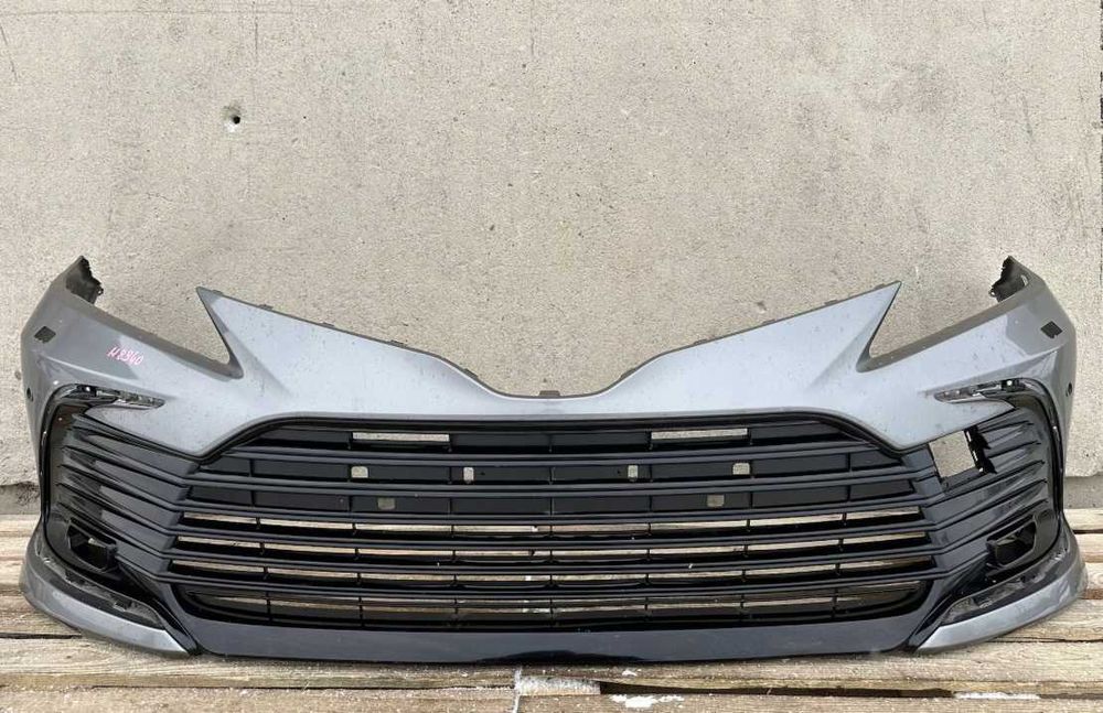 Бампер Toyota Camry 70 Тойота Камри Кемри Четверть Запчастини