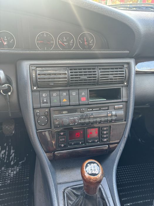 Audi a6 c4 універсал 2.6 бензин 1995р