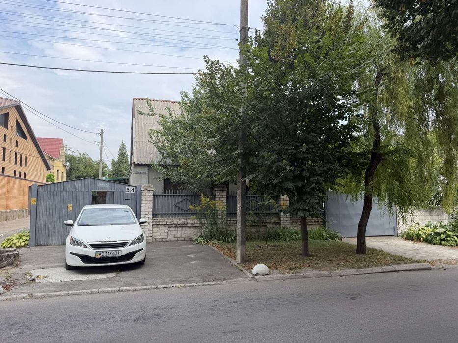 Продаж окремого будинку пр-т Науки,Neo Plaza