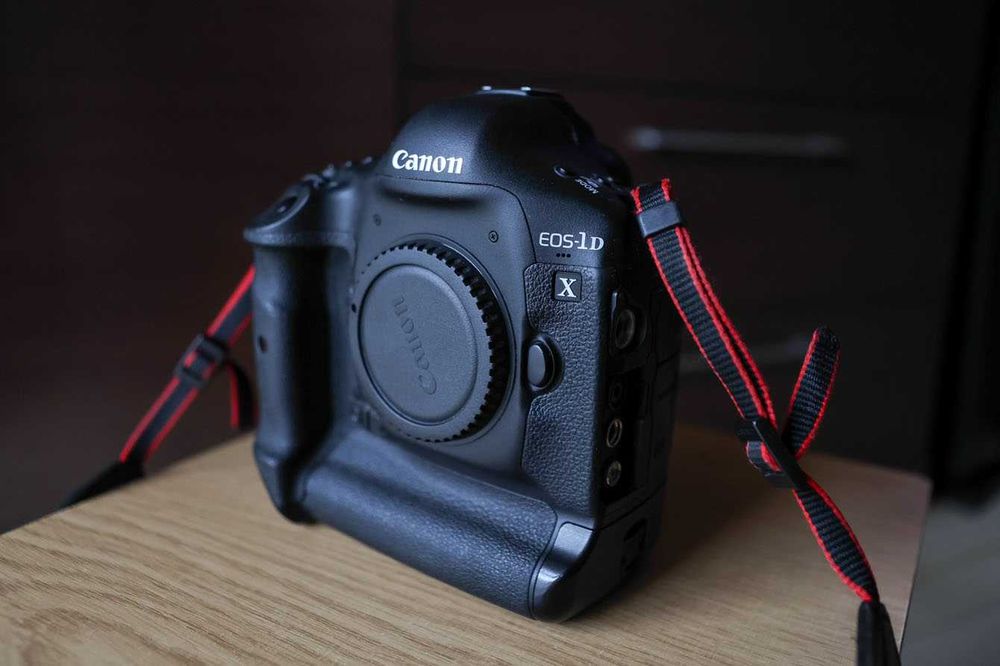 Aparat Canon EOS-1D X+ dodatki