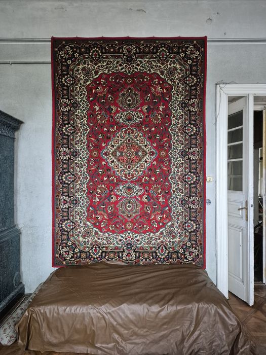 Килим в гарному стані