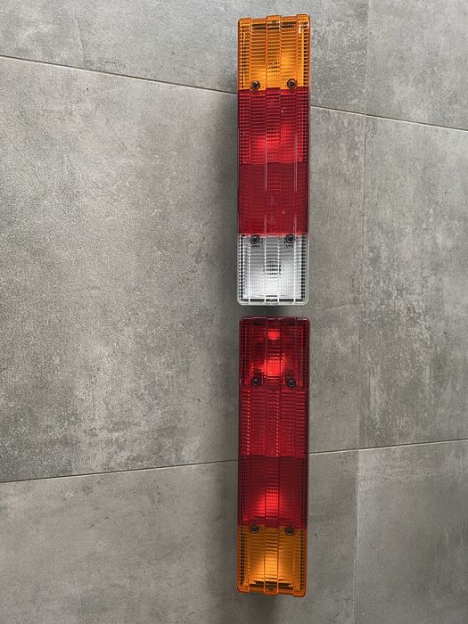 Lampy tylne Mercedes-Sprinter (1995-2006) (Atego 1998-2004) (Vario 1996-2010) Kontener Skrzynia Paka oryginał