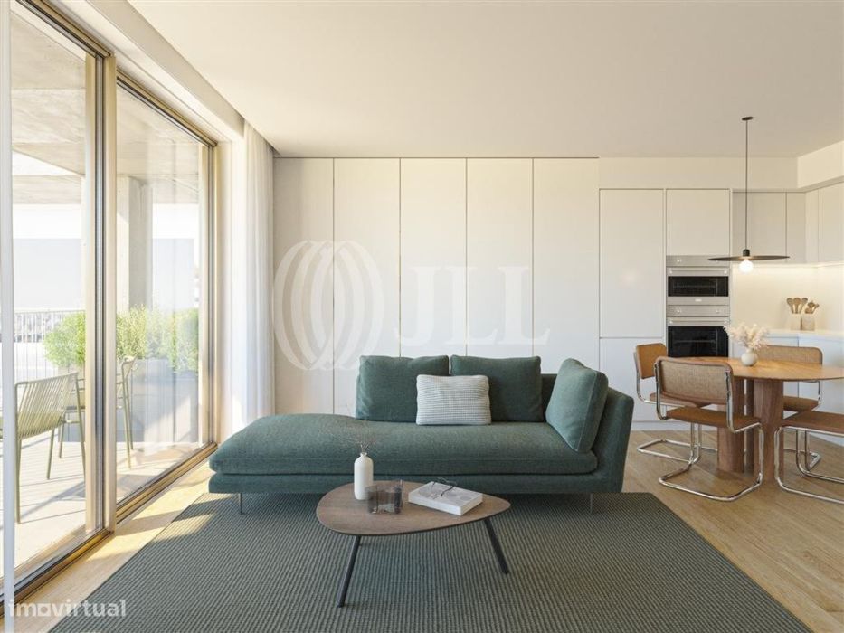 Apartamento T0 no Fernão Magalhães 127 no Bonfim, Porto