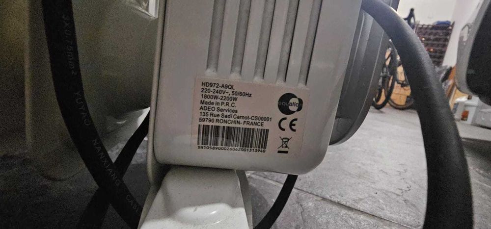 Aquecedor a óleo Equation HD983 branco 1700W