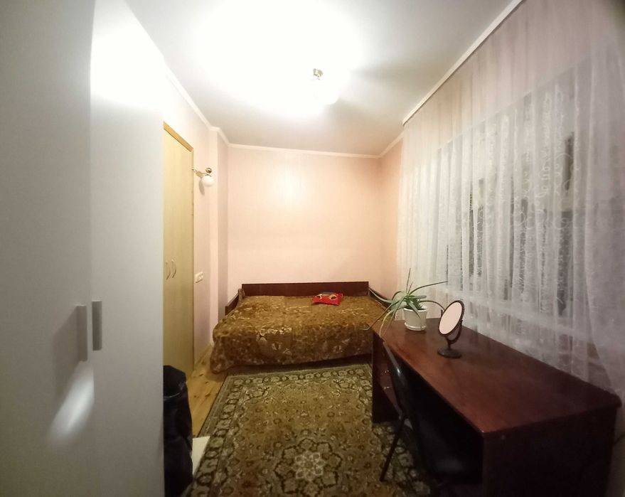 Бровари вул Чорних Запорожців здам кімнату для однієї людини