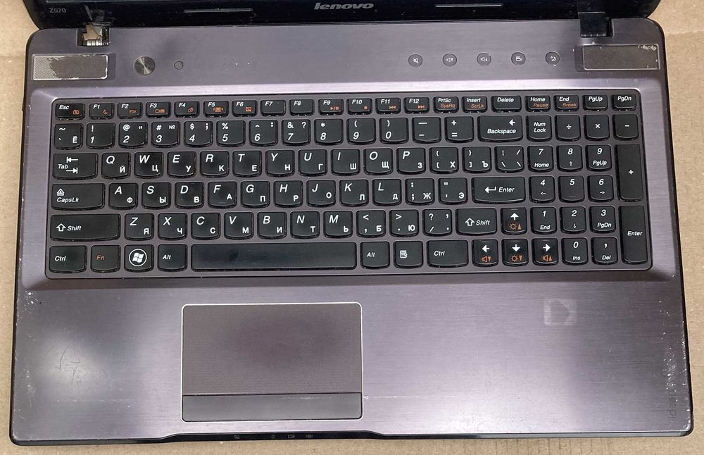 Ігровий Ноутбук Lenovo Z570 i3-2350M RAM 8Gb HDD 500G GeForce 540M 2Gb