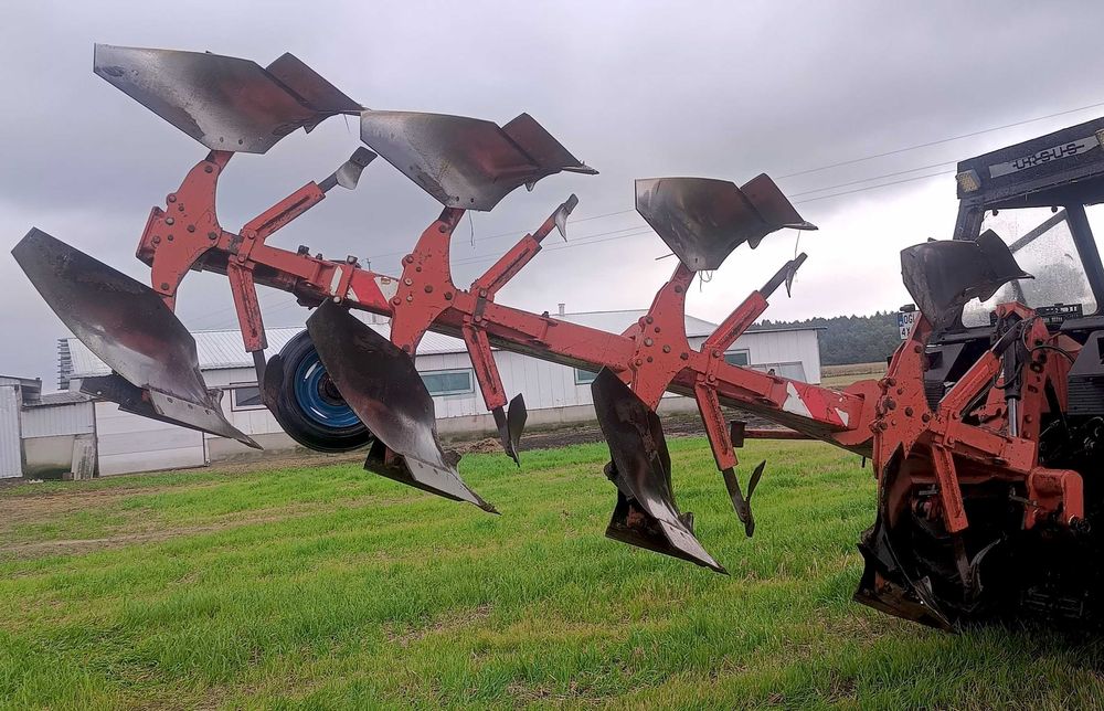 Pług Gregoire Besson 4