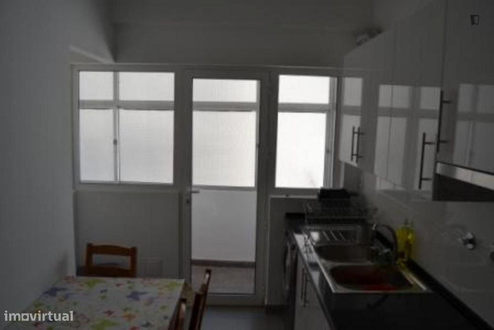 Quarto - localizado em Baixa Coimbra