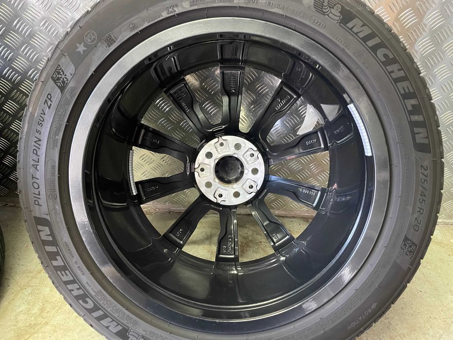 Koła Opony Felgi Koźle BMW M X5, X6 G05 9J x R20 Adax