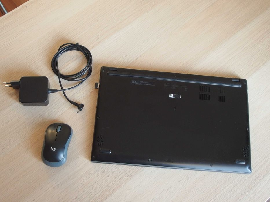 Win11 ASUS VivoBook IPS FHD X512FA-R564FA 480GB SSD 8GB RAM i5-8265U