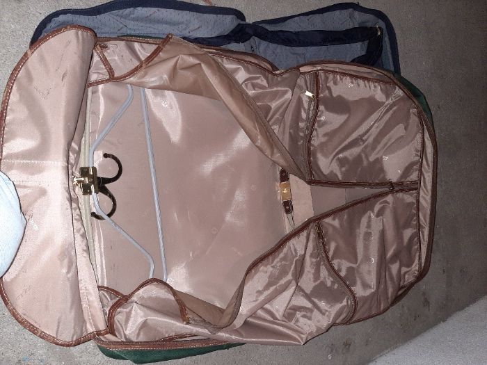 Porta Fatos SAMSONITE e outro