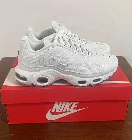 Buty Nike TN, czarne 38