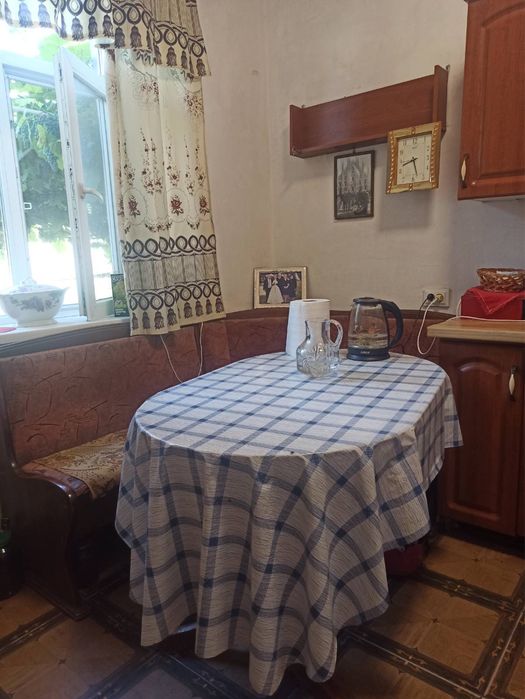 Продаж половини  житлового будинку