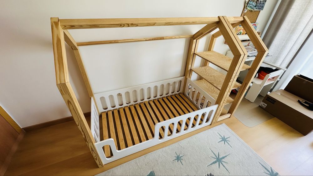 Cama Infantil Mon Lit Cabane + Estante + Colchão