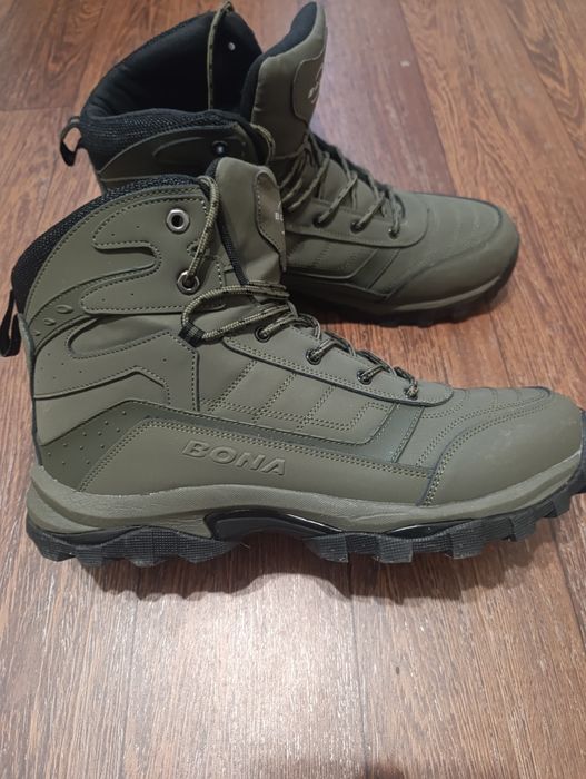 Зимні черевики Bona , 48 р