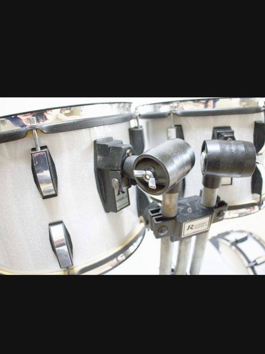 Bateria completa Roger's com conjunto de Pratos Zildjian Avedis