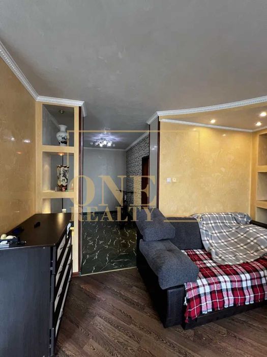 Продаж 2к квартири 88 кв. м Позняки, ЖК Корона, ТЦ River Mall