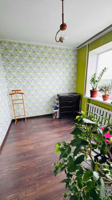 Продаж 3 кім квартири, район Крошні