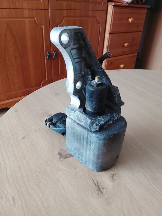 Nastawnik Aktuator  turbosprężarki BMW E90 E91 N47 2.0diesel K006T50171
