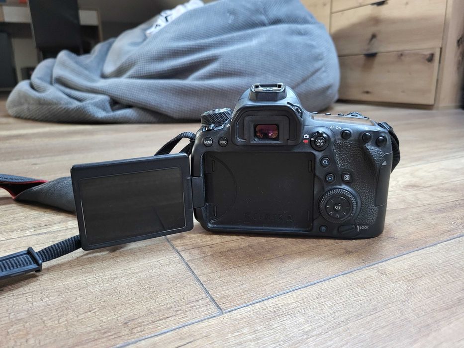 Aparat Cannon 6D Mark II