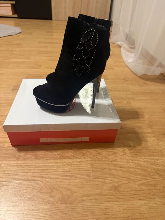 Botki damskie szpilki 39 rozmiar