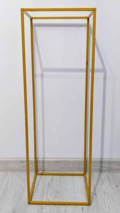 Stojak na kwiaty, kompozycje kwiatowe, dekoracje weselne