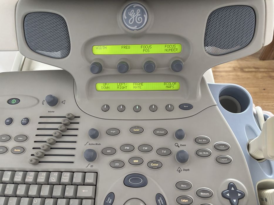 Апарат УЗД GE Vivid 7/ Аппарат УЗИ экспертного класса з 3 датчиками