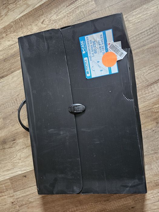 Teczki teczka z cienkiego plastiku z zapięciem i rączka