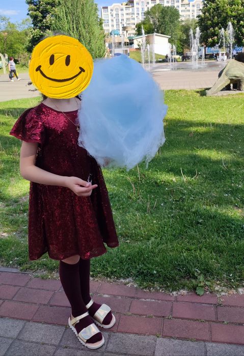 Сукня для дівчинки