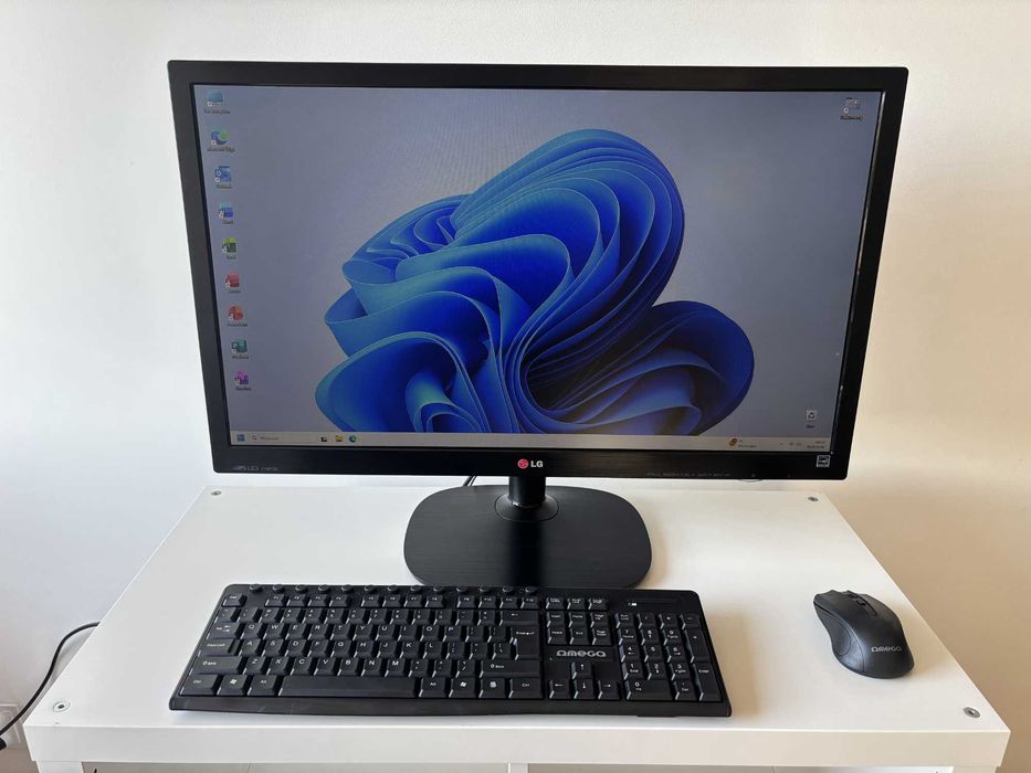 Zestaw komp. i7 4x3,5GHz, RAM 32GB, SSD, GF Quadro M2000 4GB + 27"