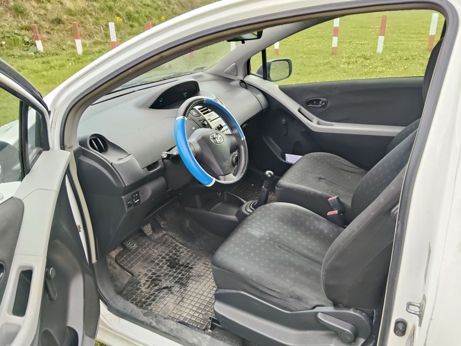 Toyota Yaris 1.0*2007R