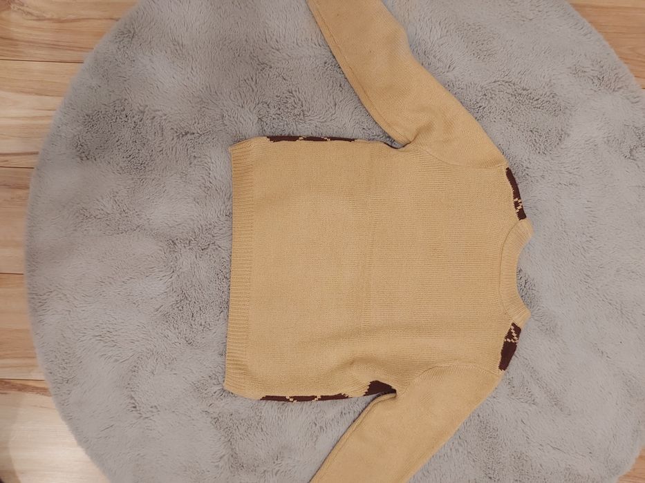 Sweter w romby 146/152