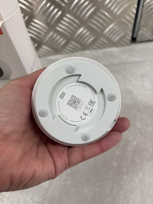 Câmara Xiaomi 360º 1080p Wi-Fi – Completa com Caixa e Acessórios