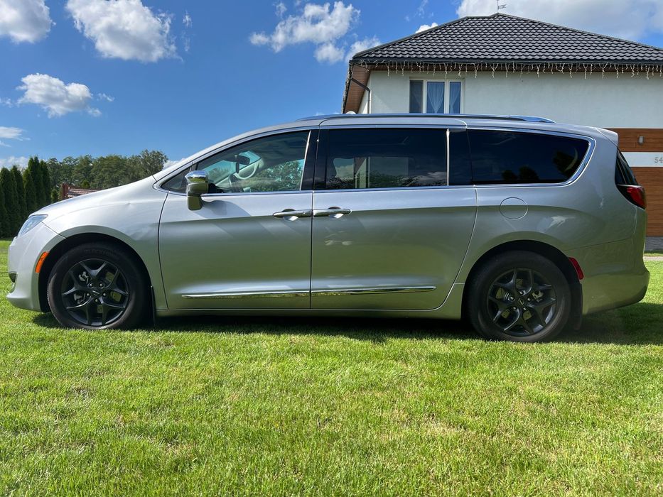 Chrysler Pacifica