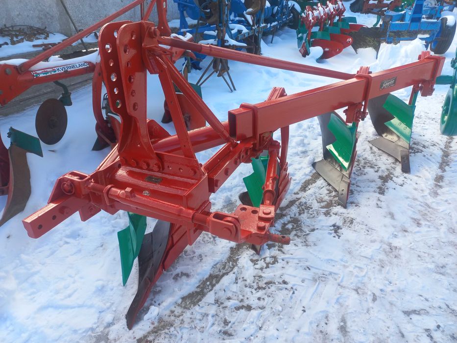 Плуг Квернеланд Kverneland