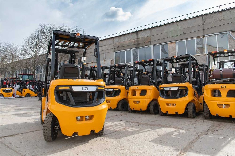 Вилочні навантажувачі UN Forklift, Електроштабелери, Електророкли, Палетні візки