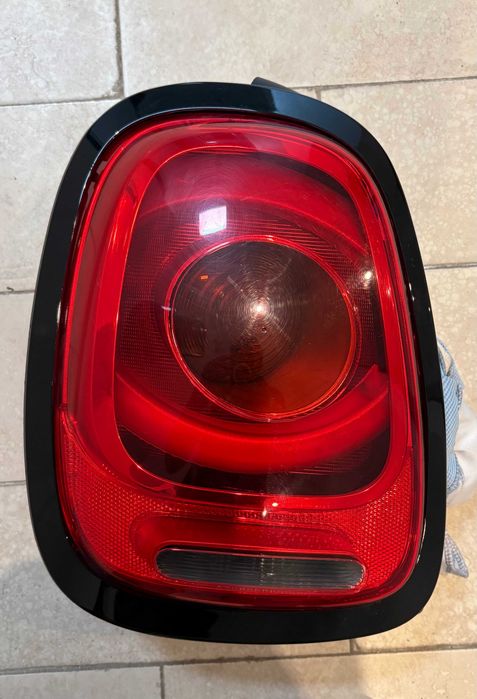 Vendo faróis traseiros LED - MINI Cooper F55, F56 e F57