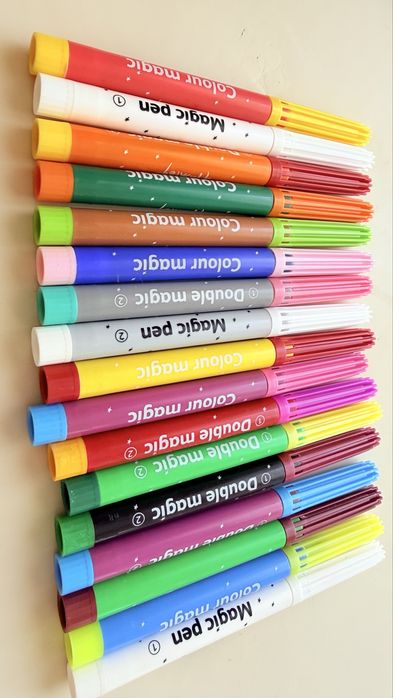 Магічні фломастери Hamleys Magic Pens (17 штук)