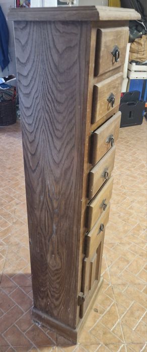 Móvel gavetas rústico