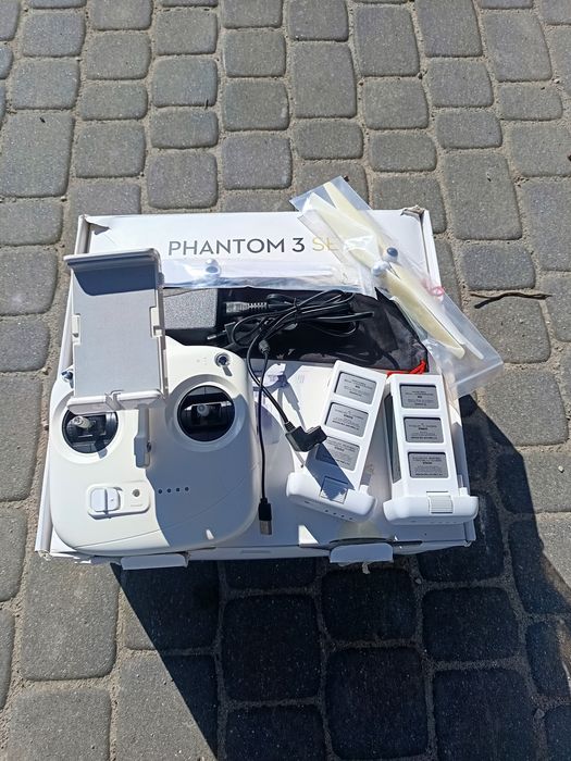 DJI Phantom 3 SE dron 4k