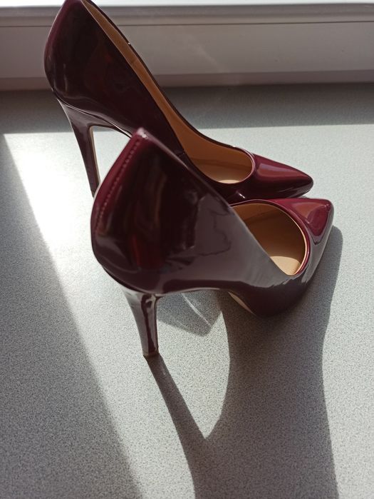 Nowe szpilki Primark rozmiar 38