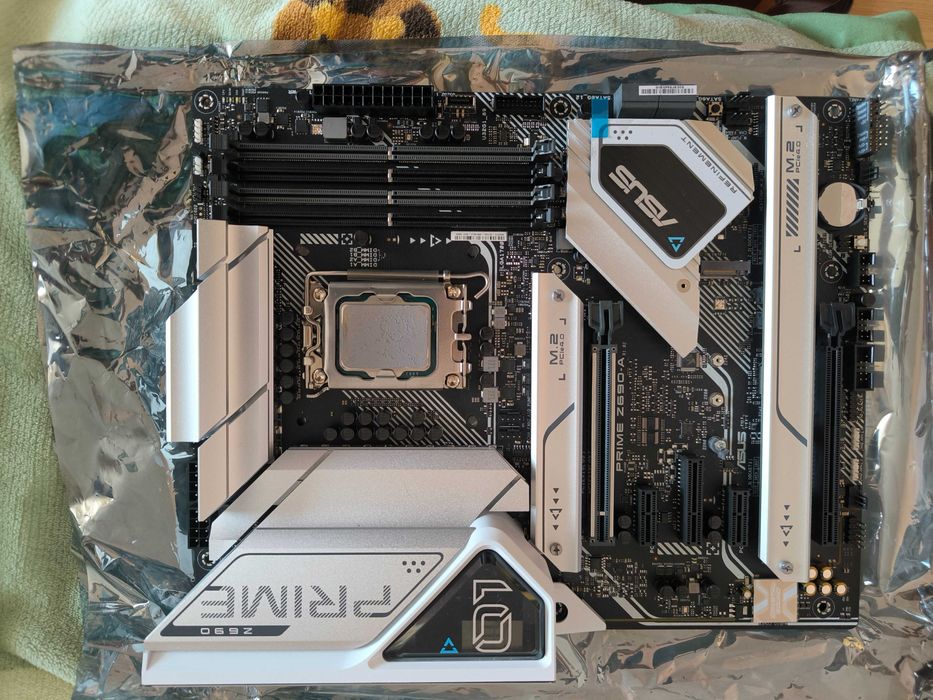 Płyta główna Asus Prime z690-A  + Procesor i5-12600k